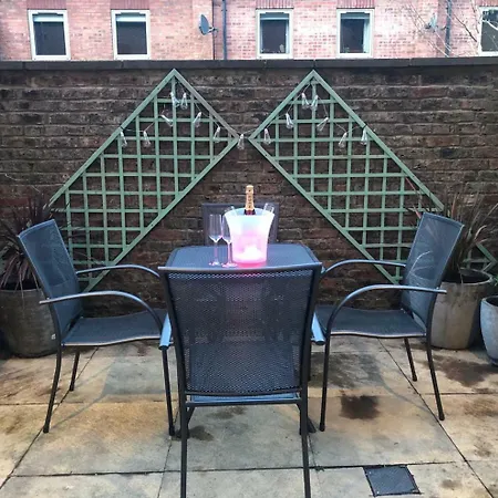 County House Mews *